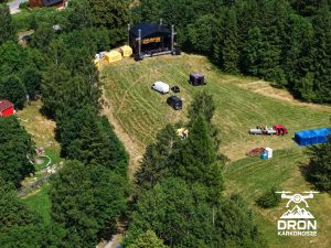 gitarą i koncert borowice z drona 8