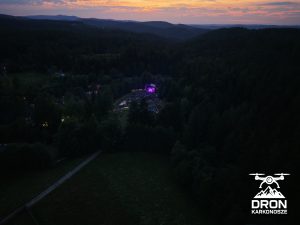 gitarą i koncert borowice z drona 2